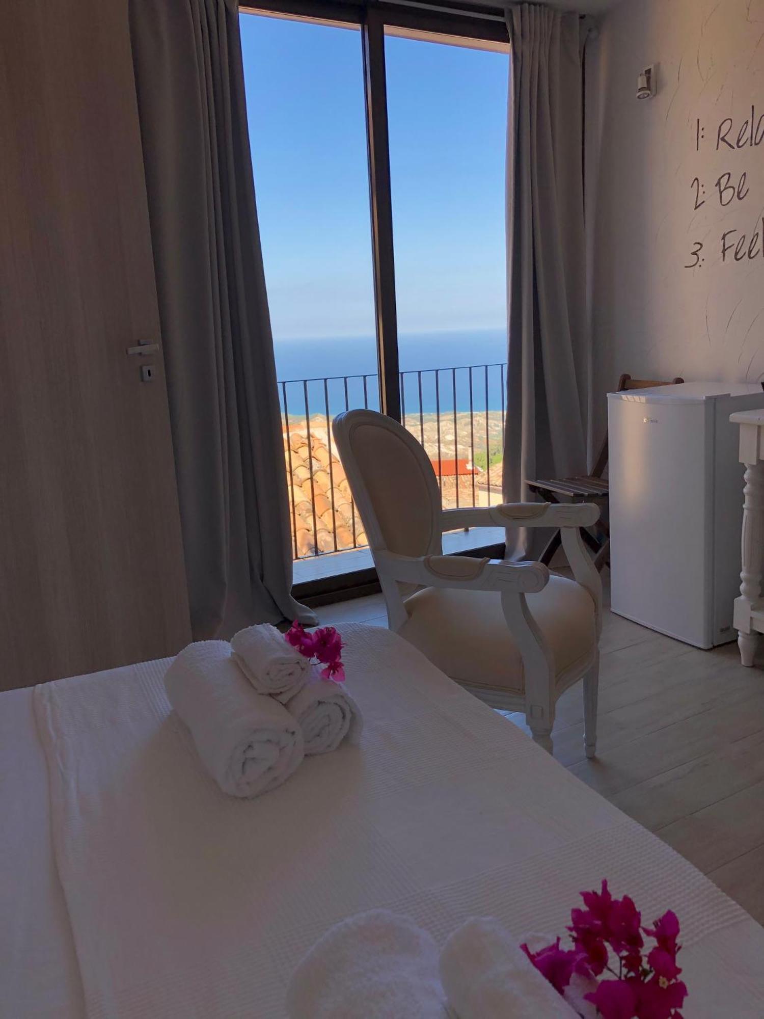 Perla Del Borgo Bed And Breakfast Santa Caterina dello Ionio Εξωτερικό φωτογραφία